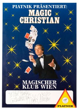 Magic Christian: Magischer Klub Wien, Signed