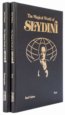 The Magical World of Slydini: Text and Photographs